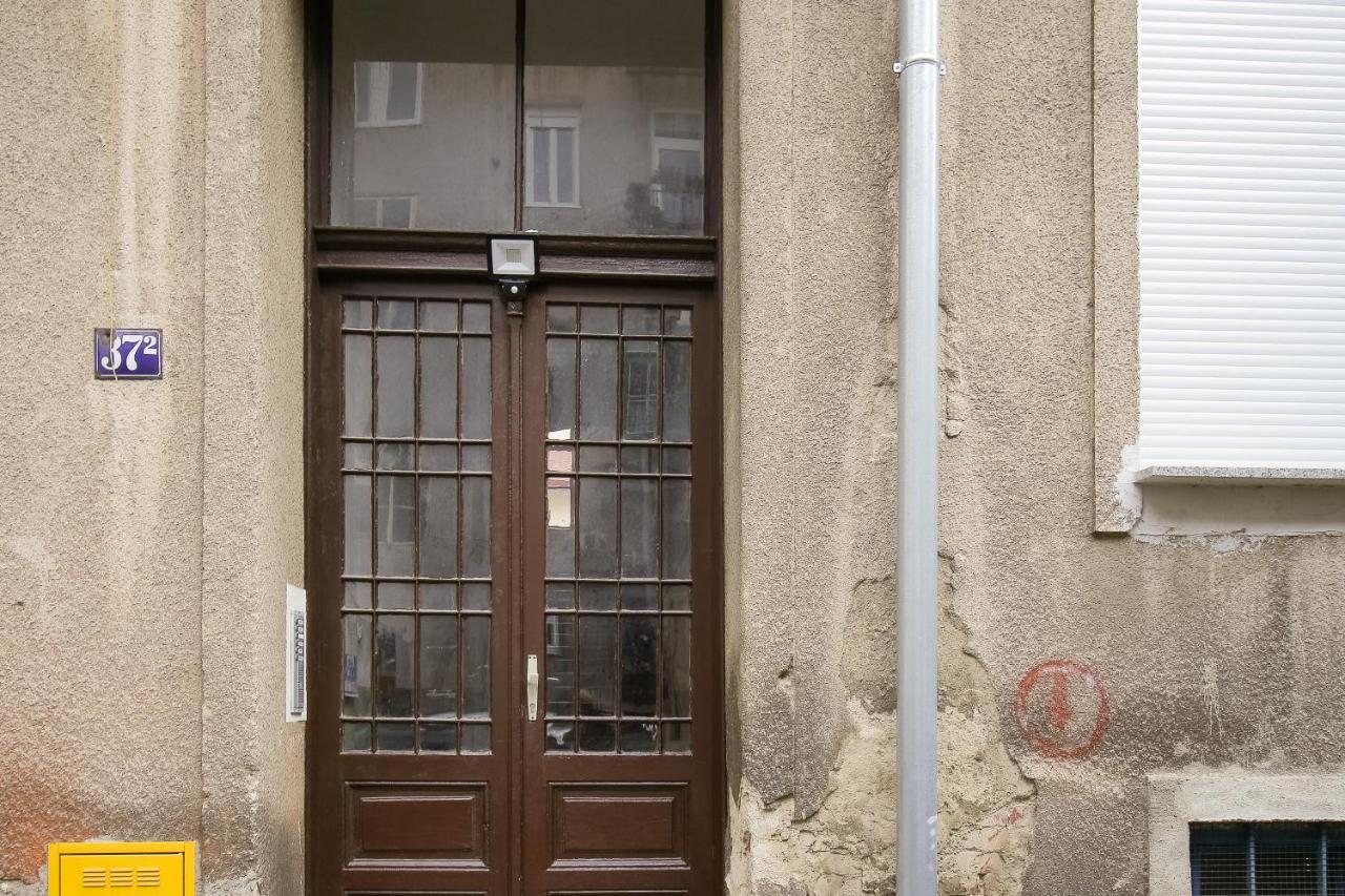 Mg * Zagreb